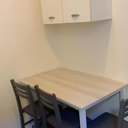 Spiritoso Cozy Studio Apartment *