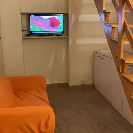 Spiritoso Cozy Studio Apartment Florence